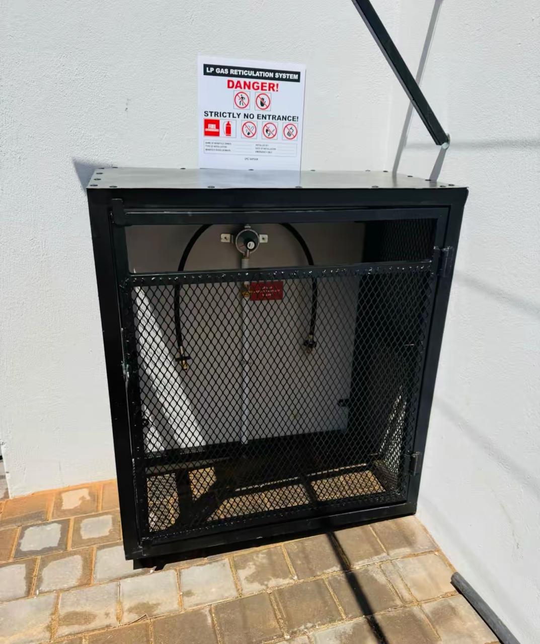 Gas cylinder cages by Ignitx Gas Solutions